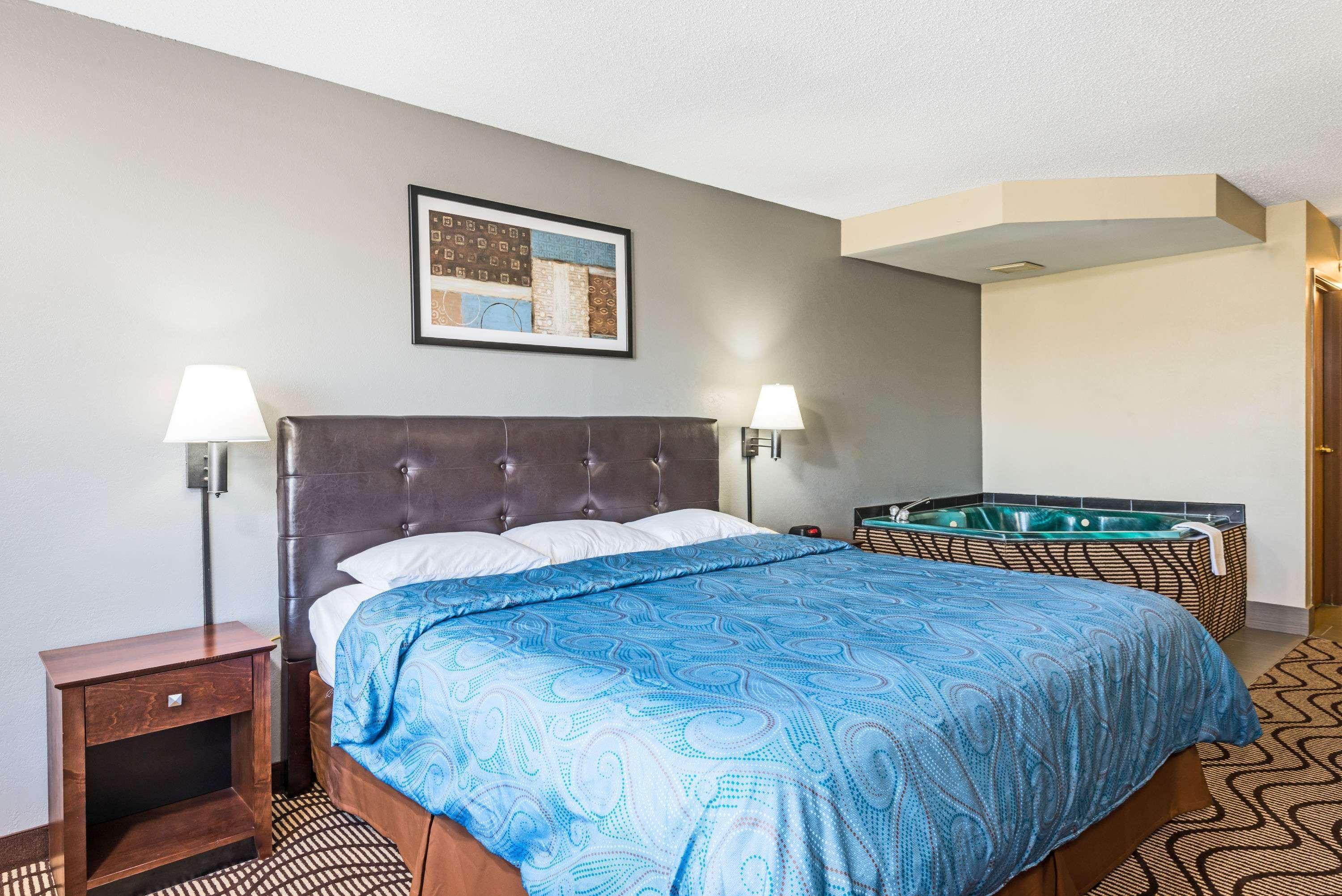 Готель Super 8 By Wyndham Mars/Cranberry/Pittsburgh Area Кранберрі-Тауншіп Екстер'єр фото