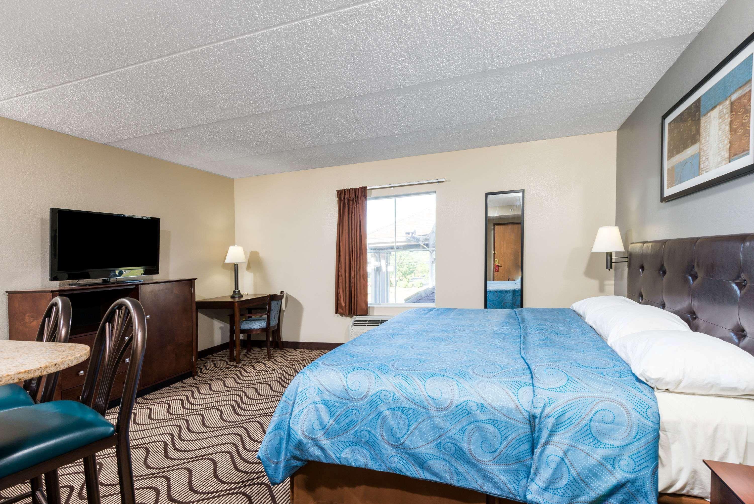 Готель Super 8 By Wyndham Mars/Cranberry/Pittsburgh Area Кранберрі-Тауншіп Екстер'єр фото