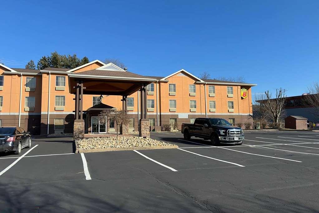 Готель Super 8 By Wyndham Mars/Cranberry/Pittsburgh Area Кранберрі-Тауншіп Екстер'єр фото